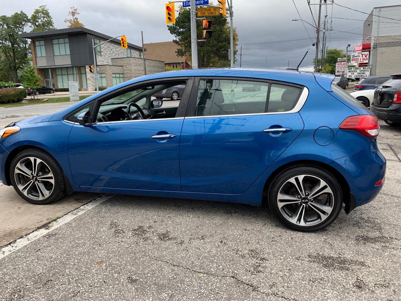 2014 Kia Forte5 EX Photo4