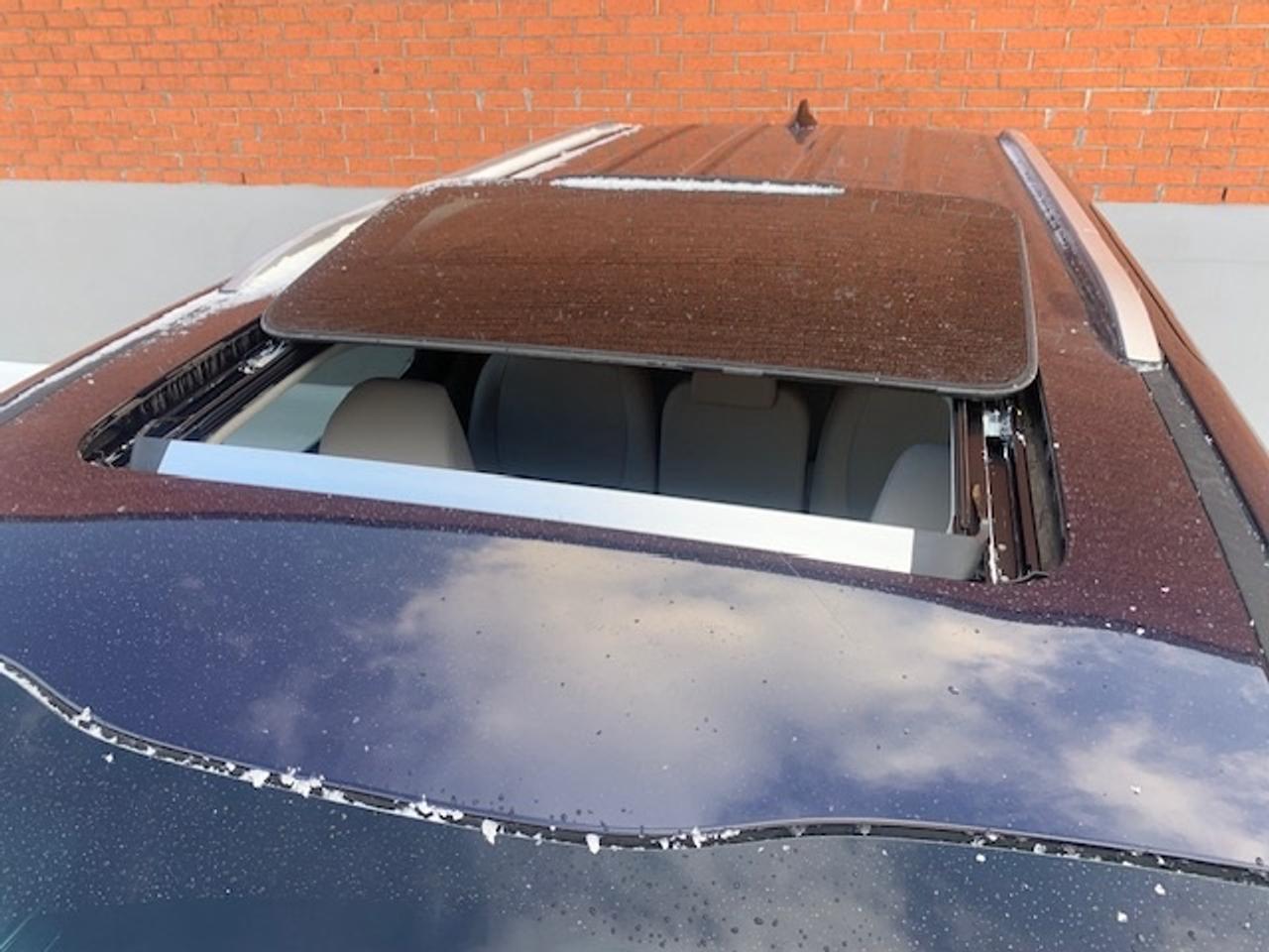 2019 Kia Sedona SX+ Photo