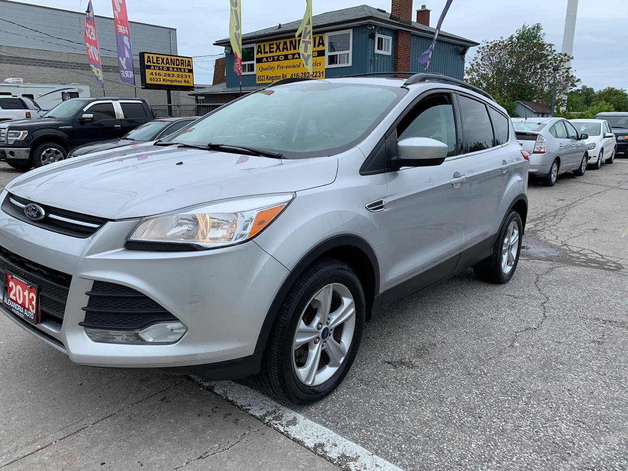 2013 Ford Escape SE 4WD Photo2