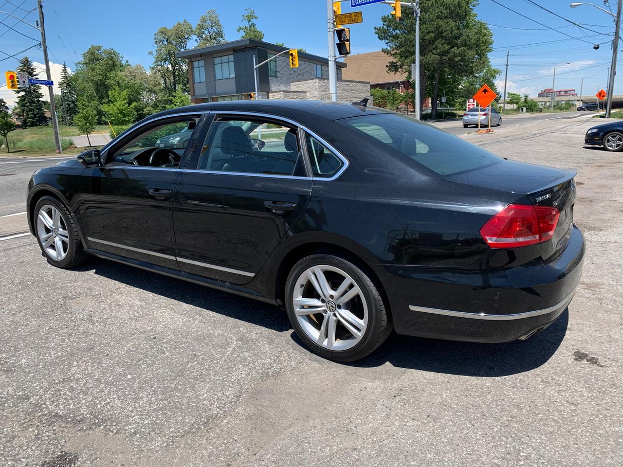 2012 Volkswagen Passat 2.0L TDI Auto highline Photo