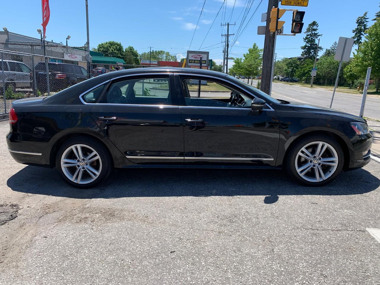 2012 Volkswagen Passat 2.0L TDI Auto highline Photo