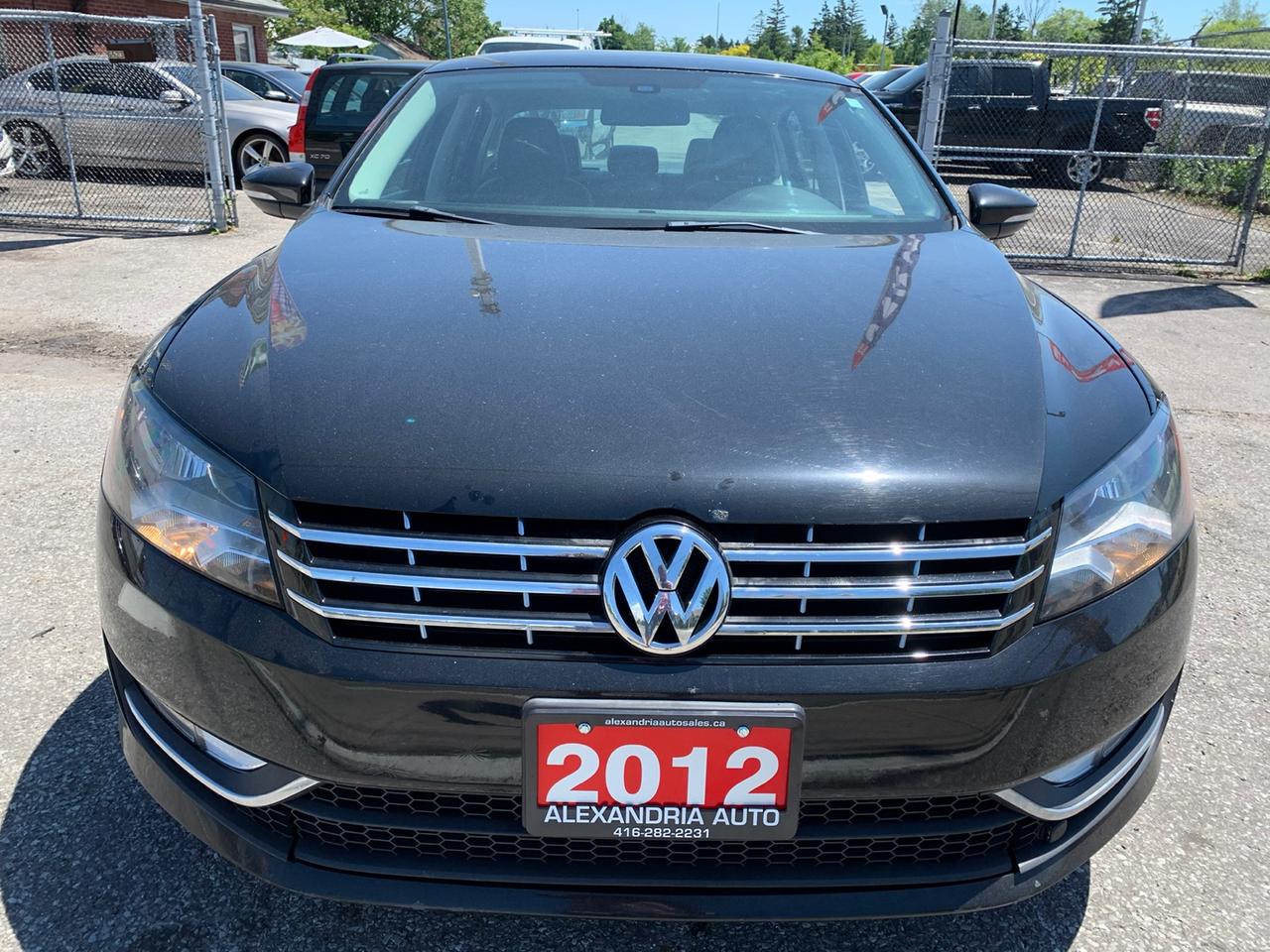 2012 Volkswagen Passat 2.0L TDI Auto highline Photo