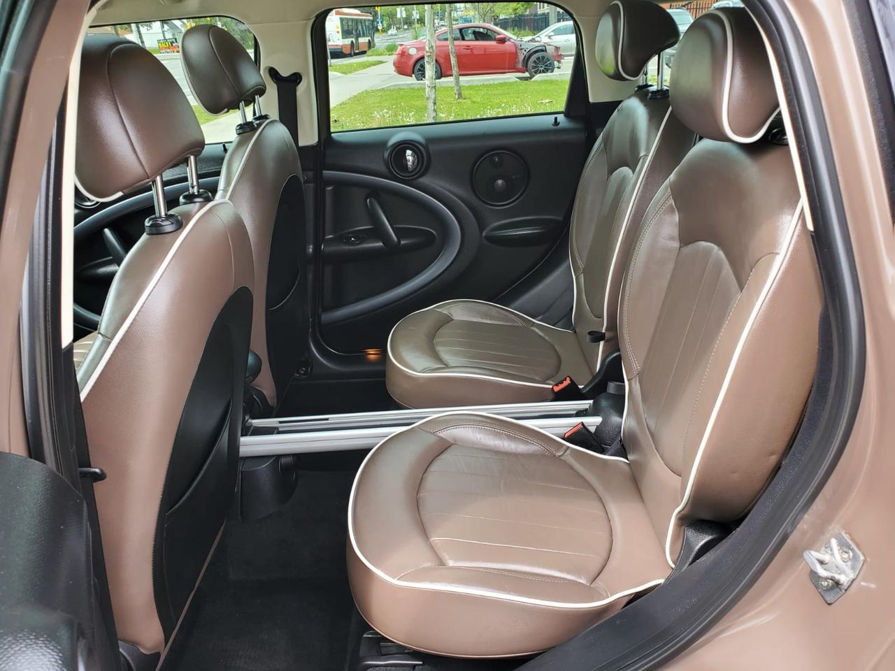 2011 MINI Cooper Countryman S ALL4 Photo