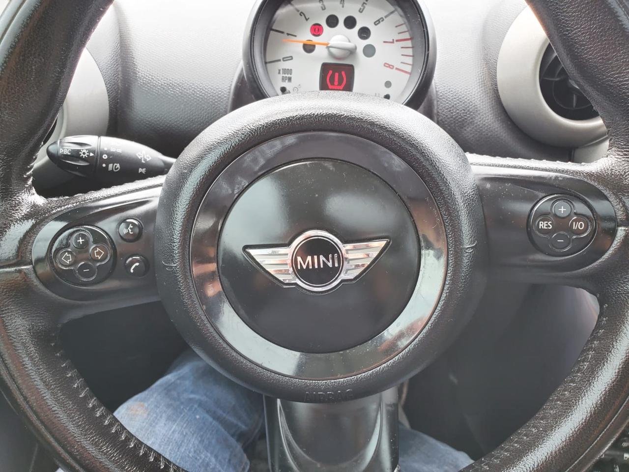2011 MINI Cooper Countryman S ALL4 Photo