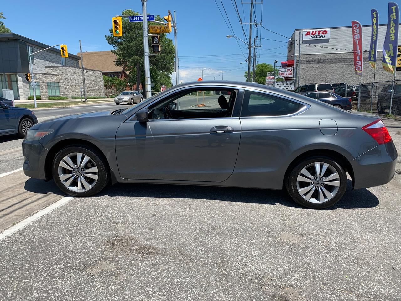 2009 Honda Accord EX-L Coupe Photo3