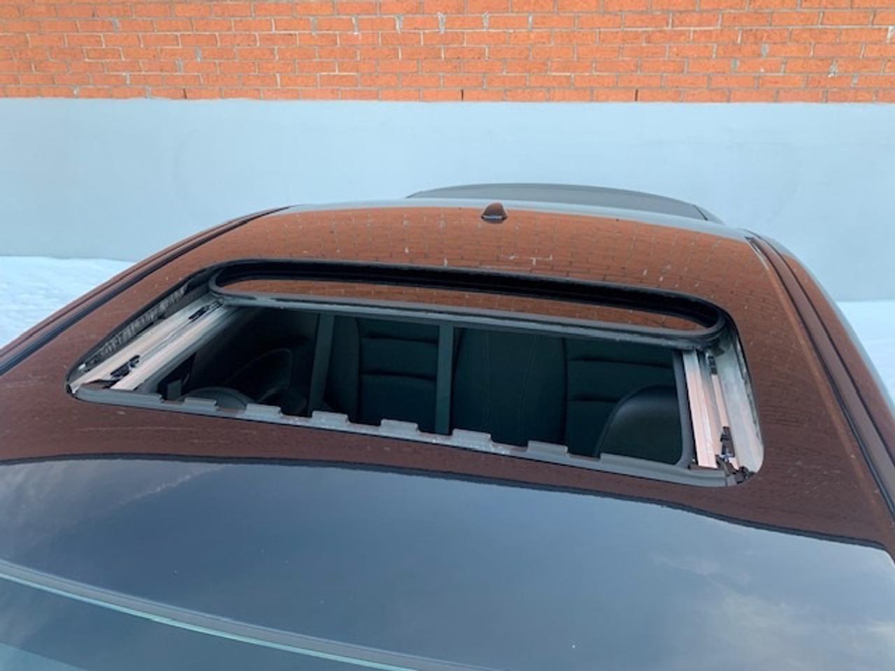 2017 Honda Accord Coupe TOURING V6 Photo