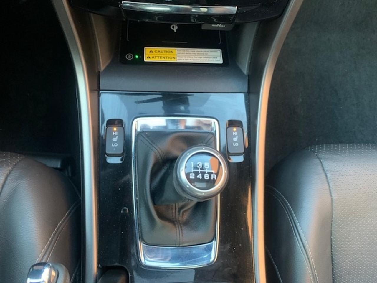 2017 Honda Accord Coupe TOURING V6 Photo