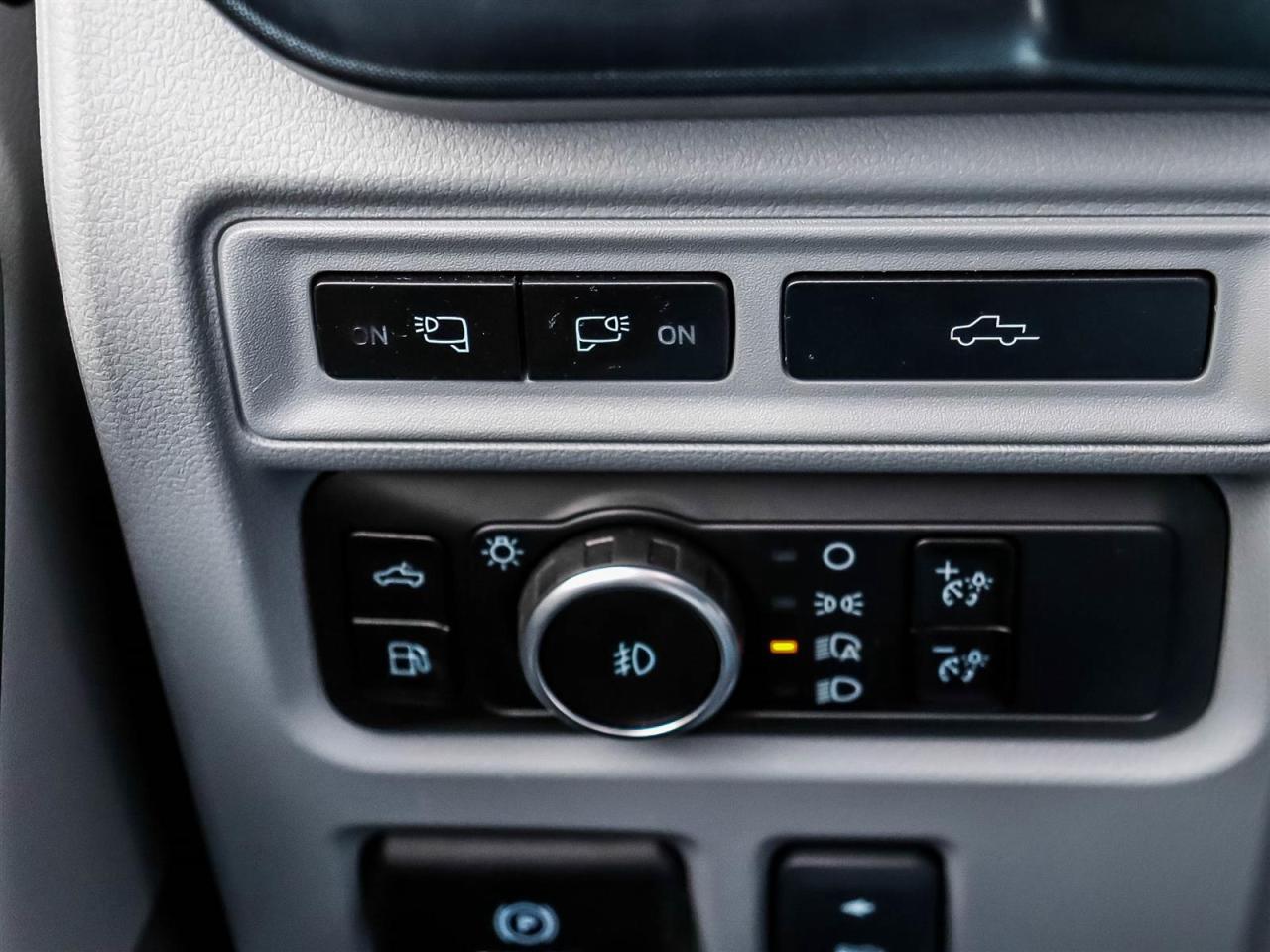 2023 Ford F-150 Limited  Photo