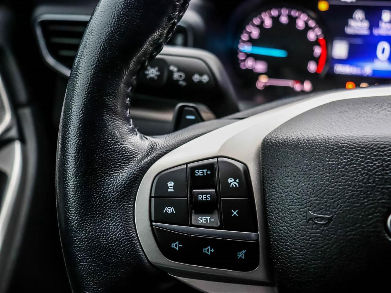 2021 Ford Explorer LIMITED Photo