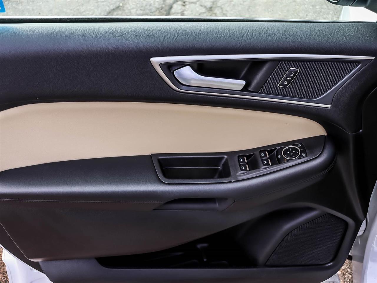 2024 Ford Edge SEL Photo