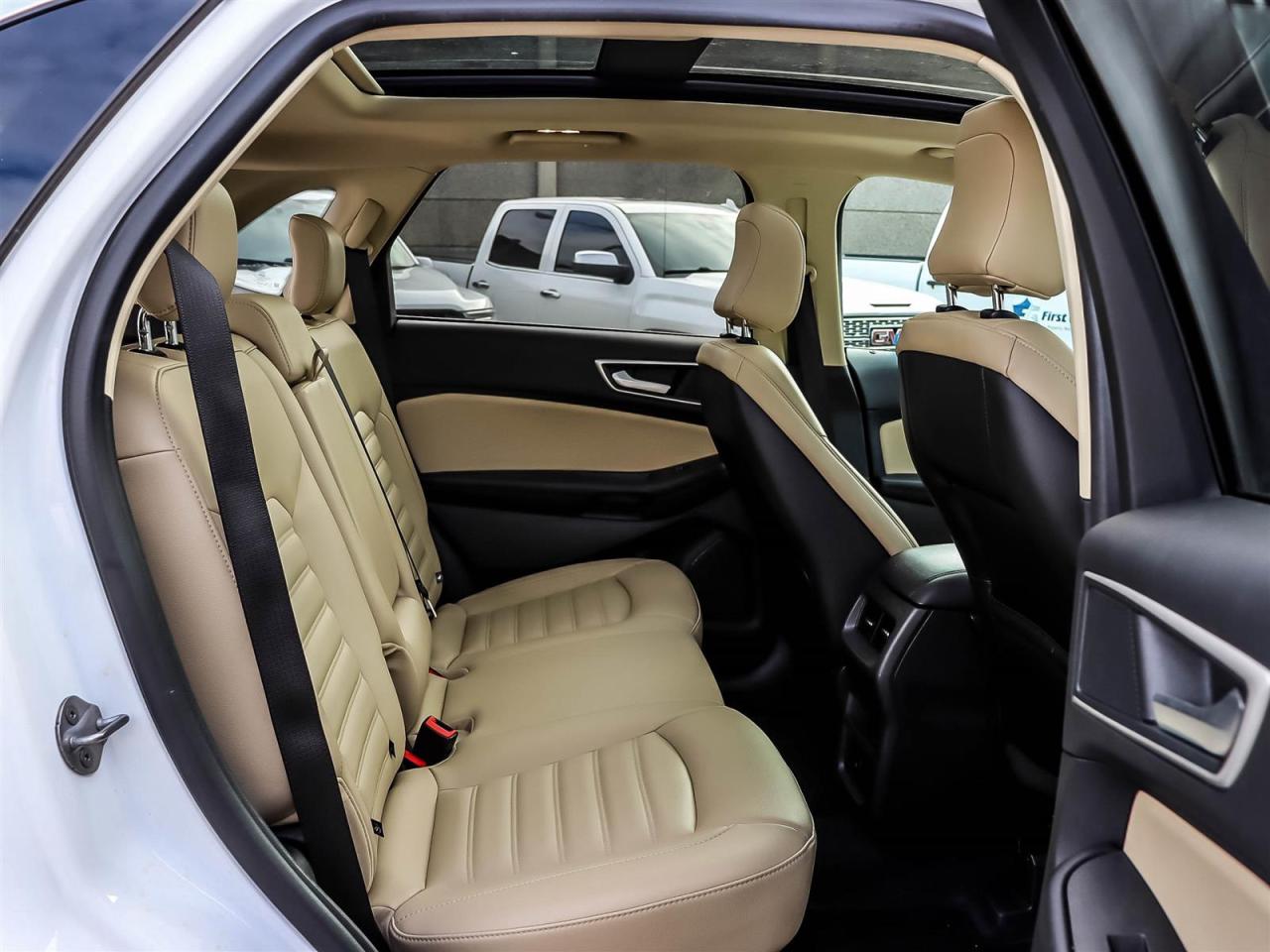 2024 Ford Edge SEL Photo