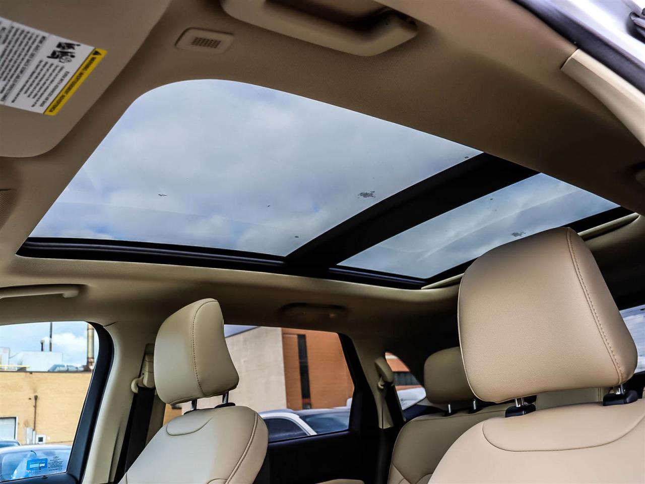 2024 Ford Edge SEL Photo