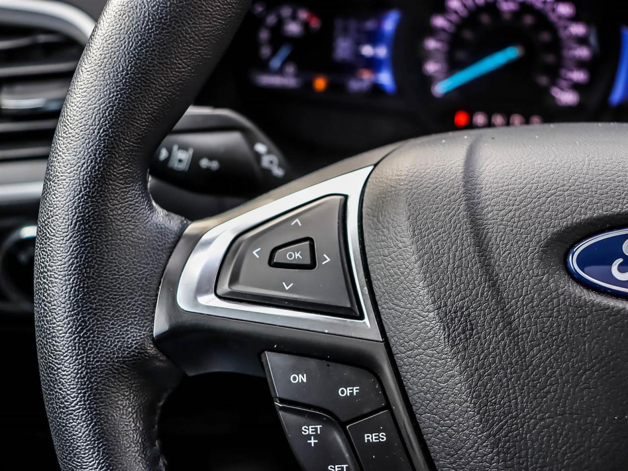 2024 Ford Edge SEL Photo