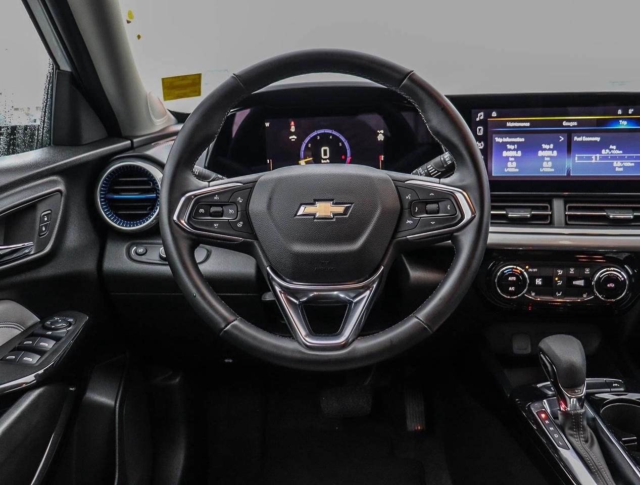 2024 Chevrolet Trax LT Photo