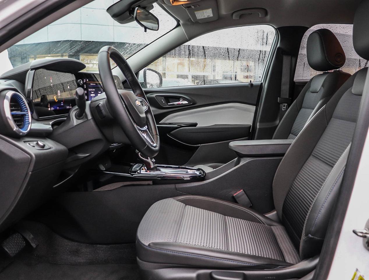 2024 Chevrolet Trax LT Photo