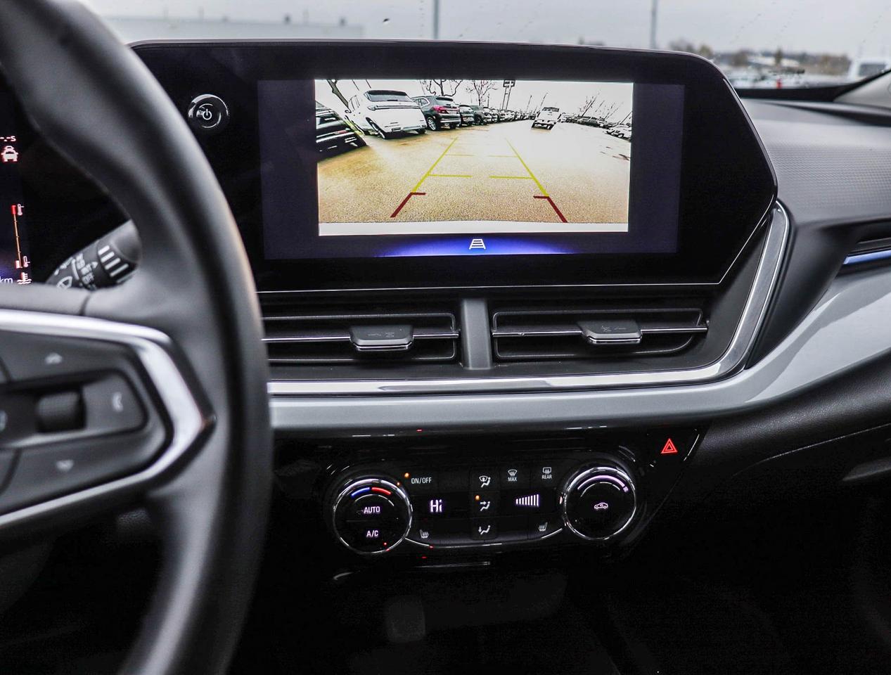 2024 Chevrolet Trax LT Photo