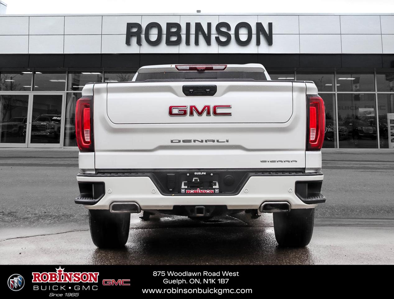 2024 GMC Sierra 1500 DENALI 1500 6.2L Photo3