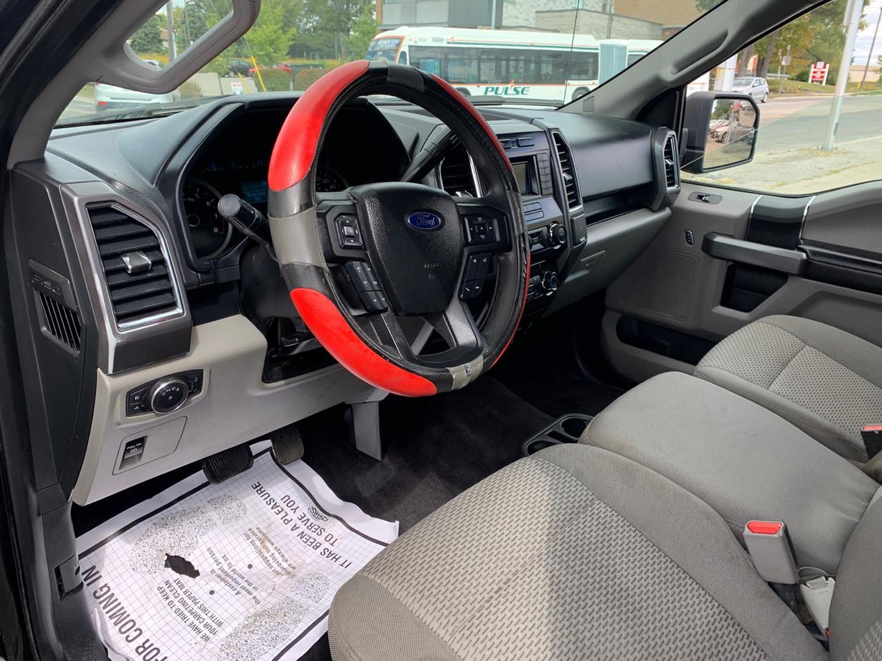 2015 Ford F-150 XLT SUPER CAB 8-ft. 4WD Photo