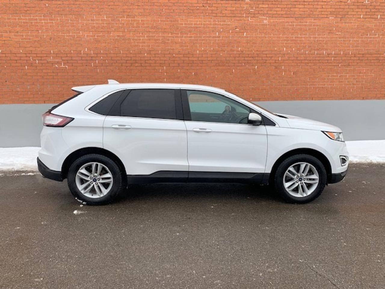2018 Ford Edge SEL AWD Photo