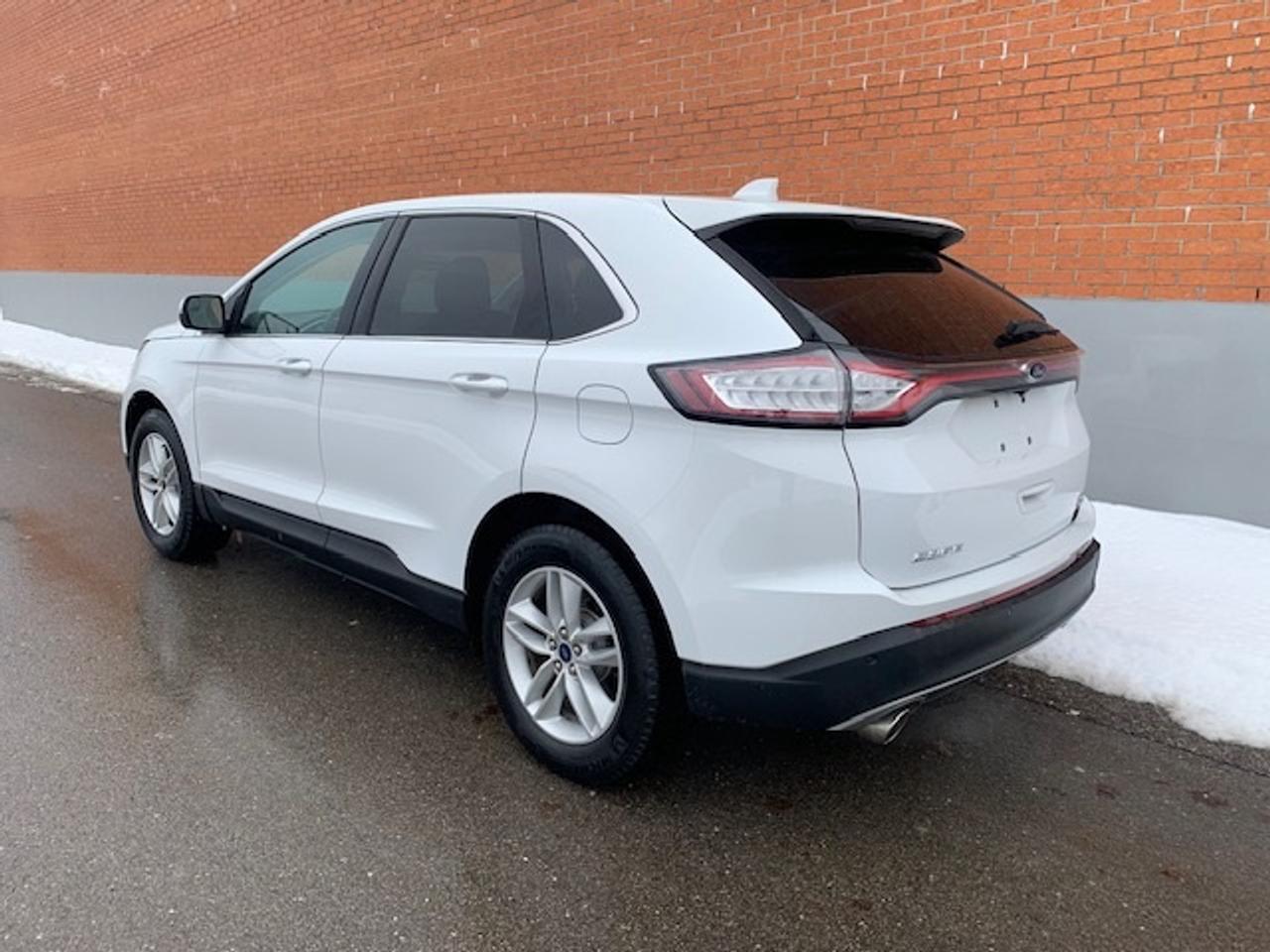 2018 Ford Edge SEL AWD Photo