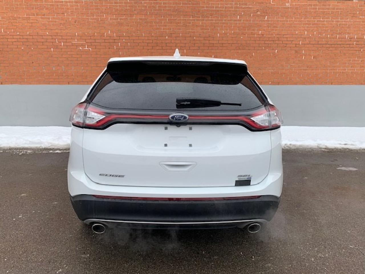 2018 Ford Edge SEL AWD Photo