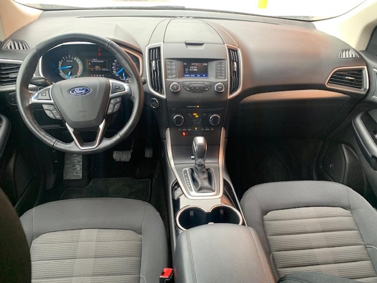 2018 Ford Edge SEL AWD Photo