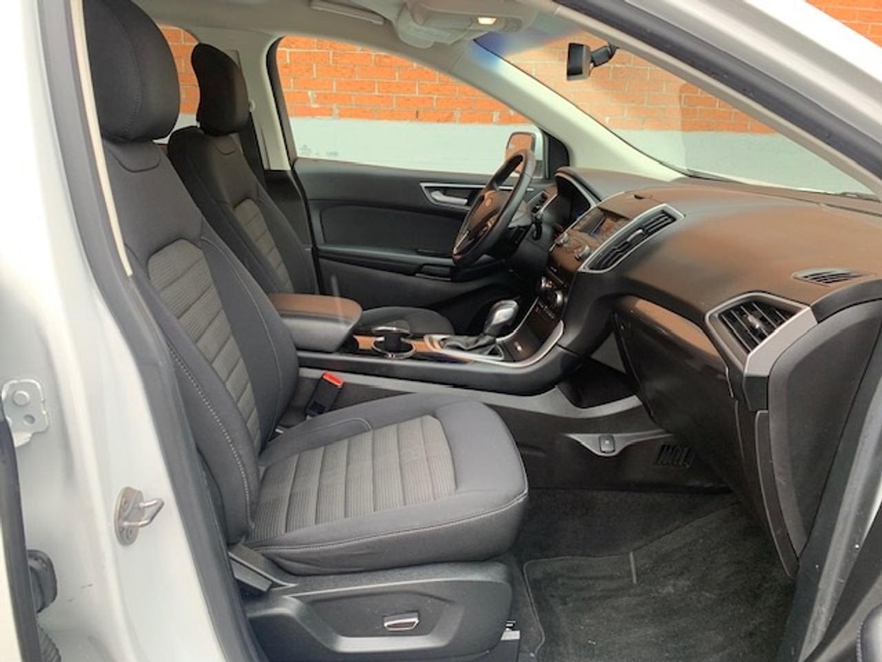 2018 Ford Edge SEL AWD Photo