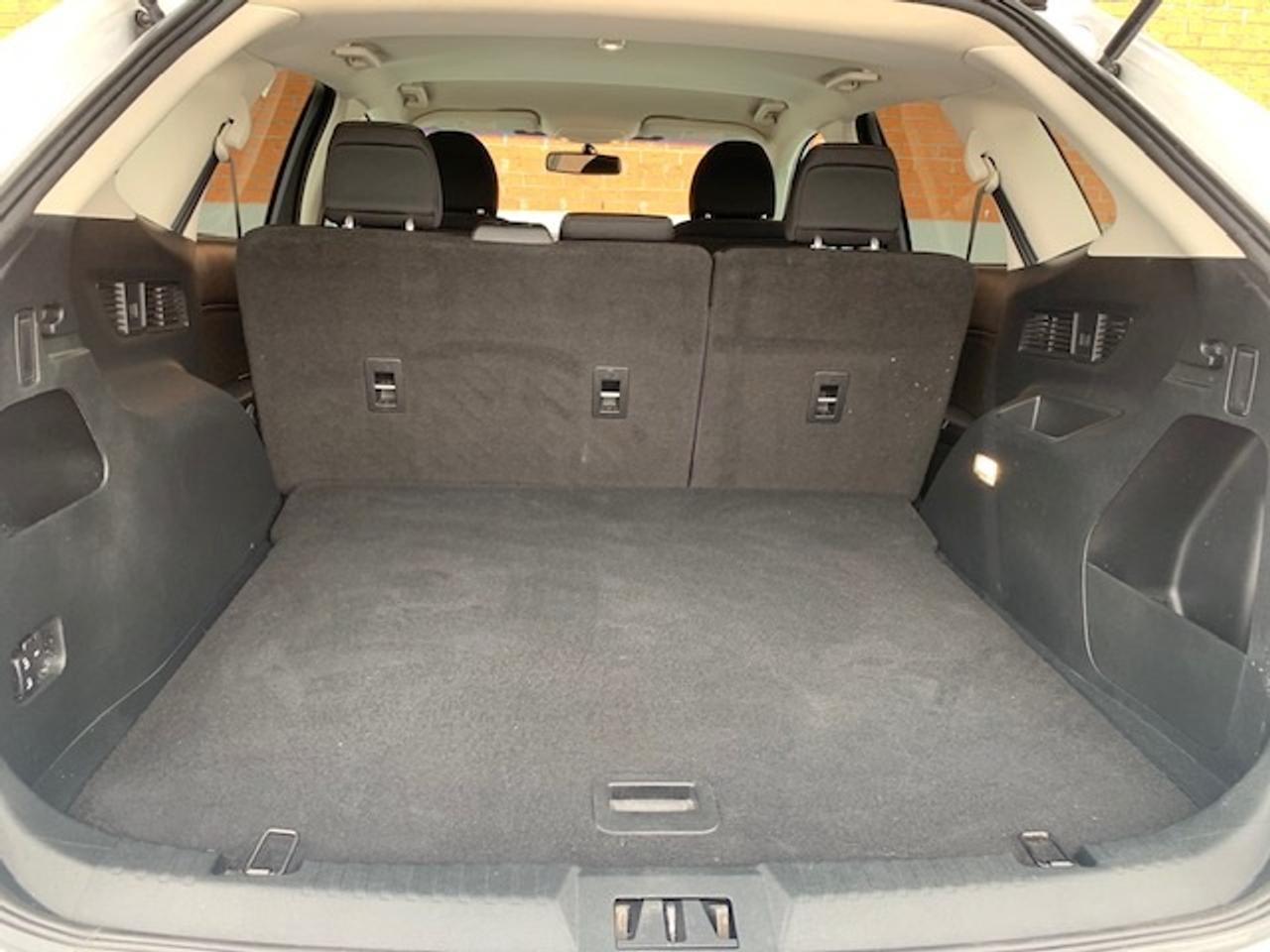 2018 Ford Edge SEL AWD Photo