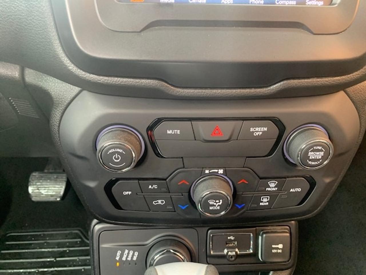 2018 Jeep Renegade North 4x4 Photo