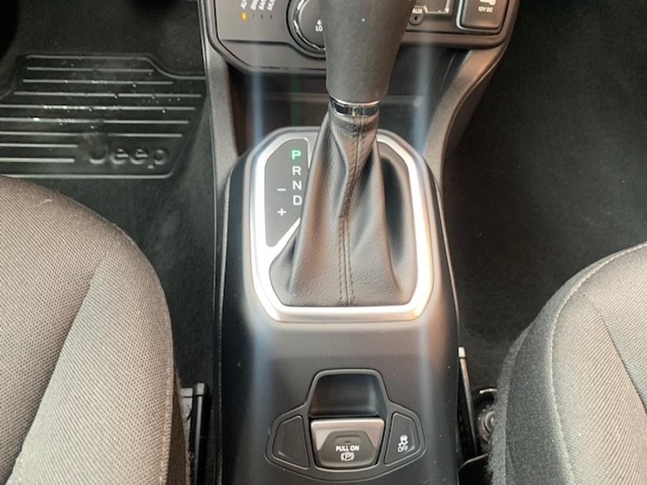 2018 Jeep Renegade North 4x4 Photo