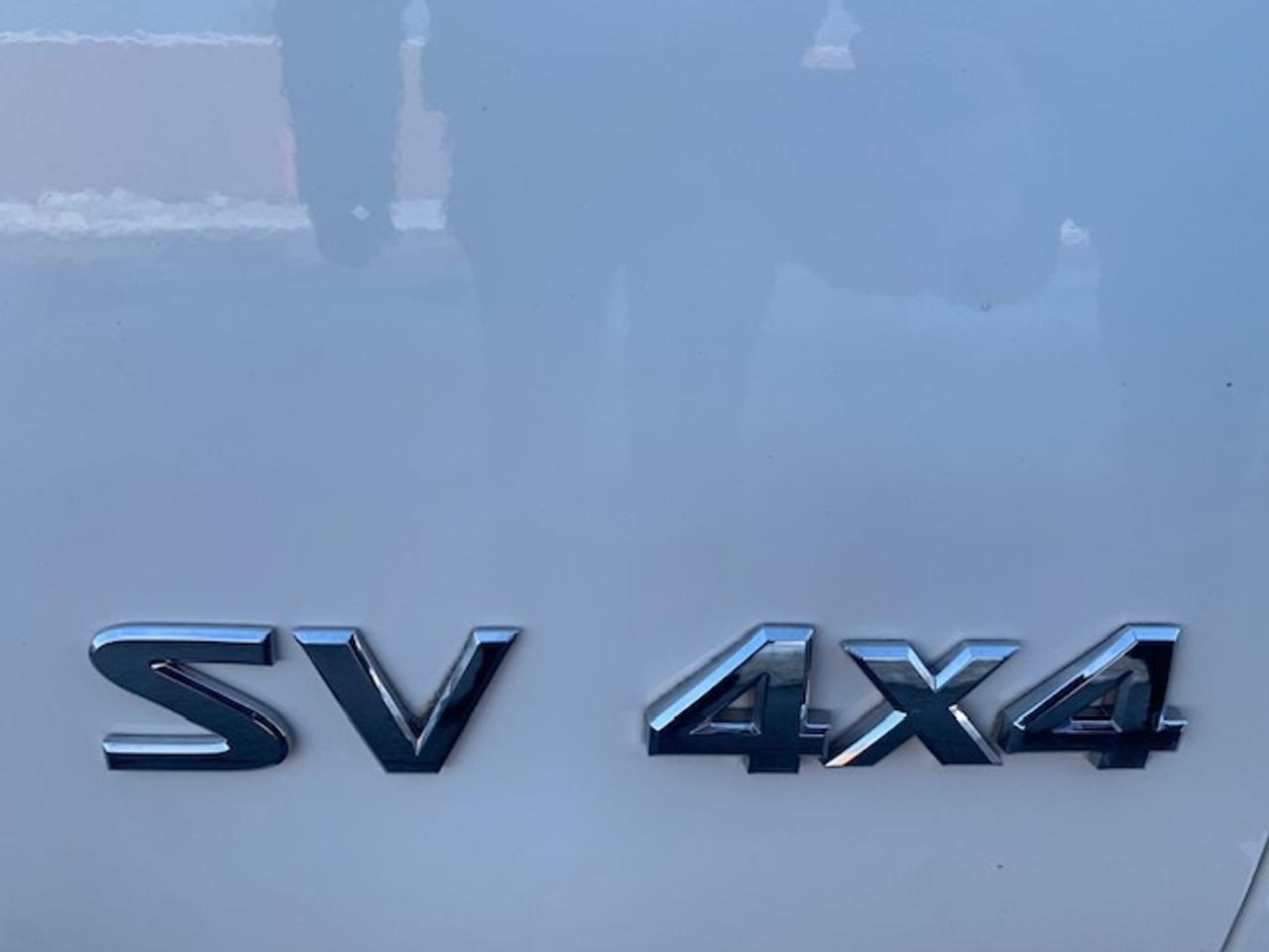 2018 Nissan Frontier SV 4X4 CREW CAB Photo