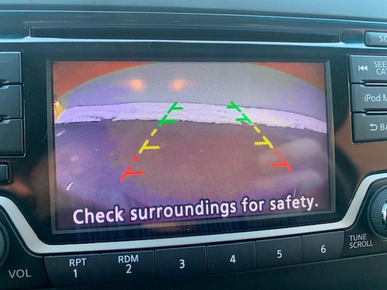 2018 Nissan Frontier SV 4X4 CREW CAB Photo