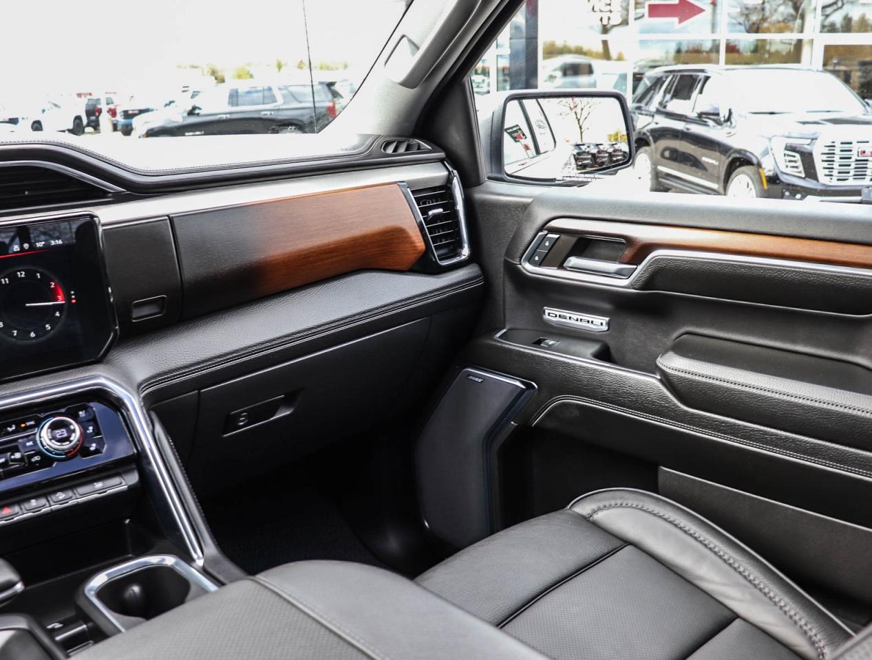 2024 GMC Sierra 1500 Denali Photo