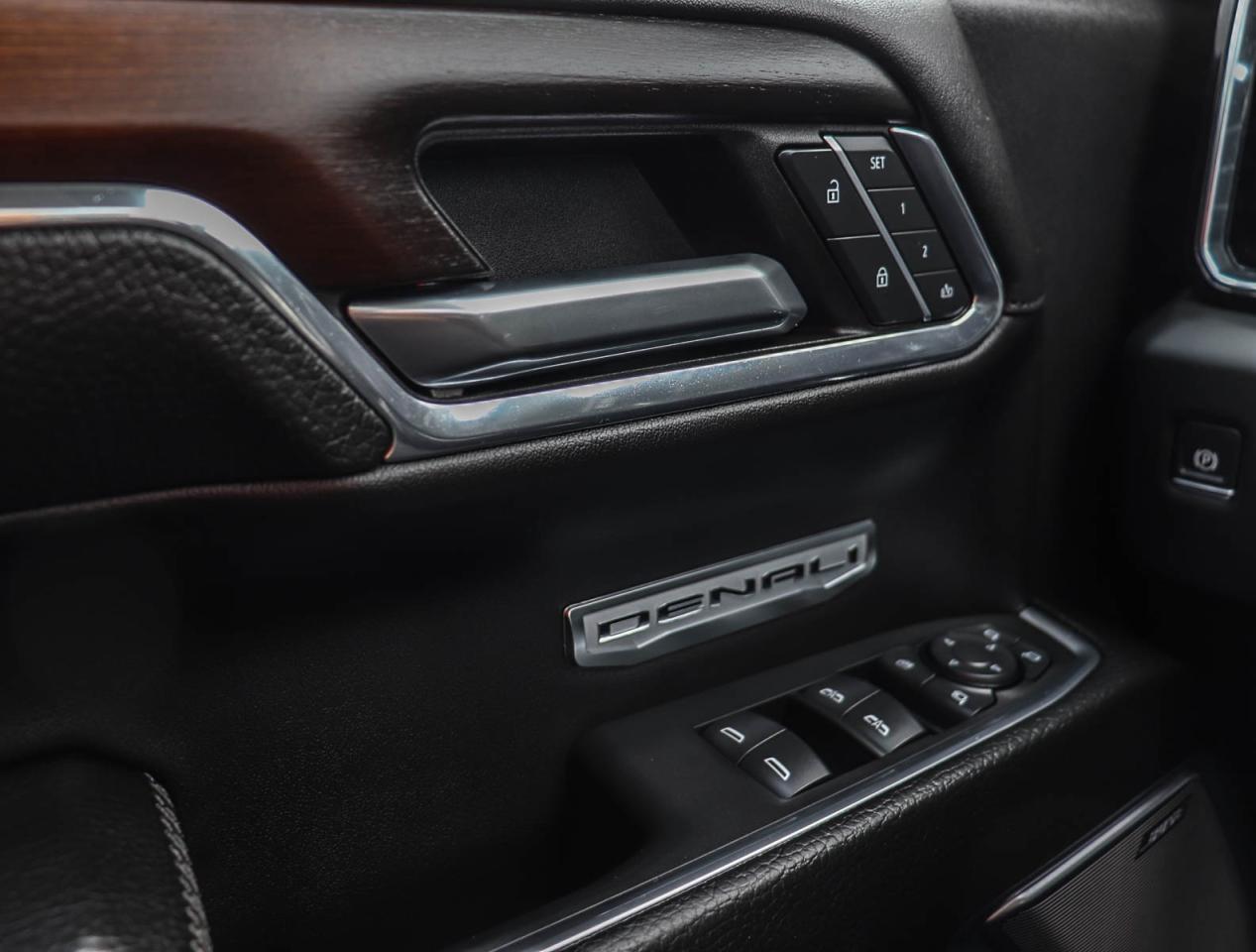 2024 GMC Sierra 1500 Denali Photo