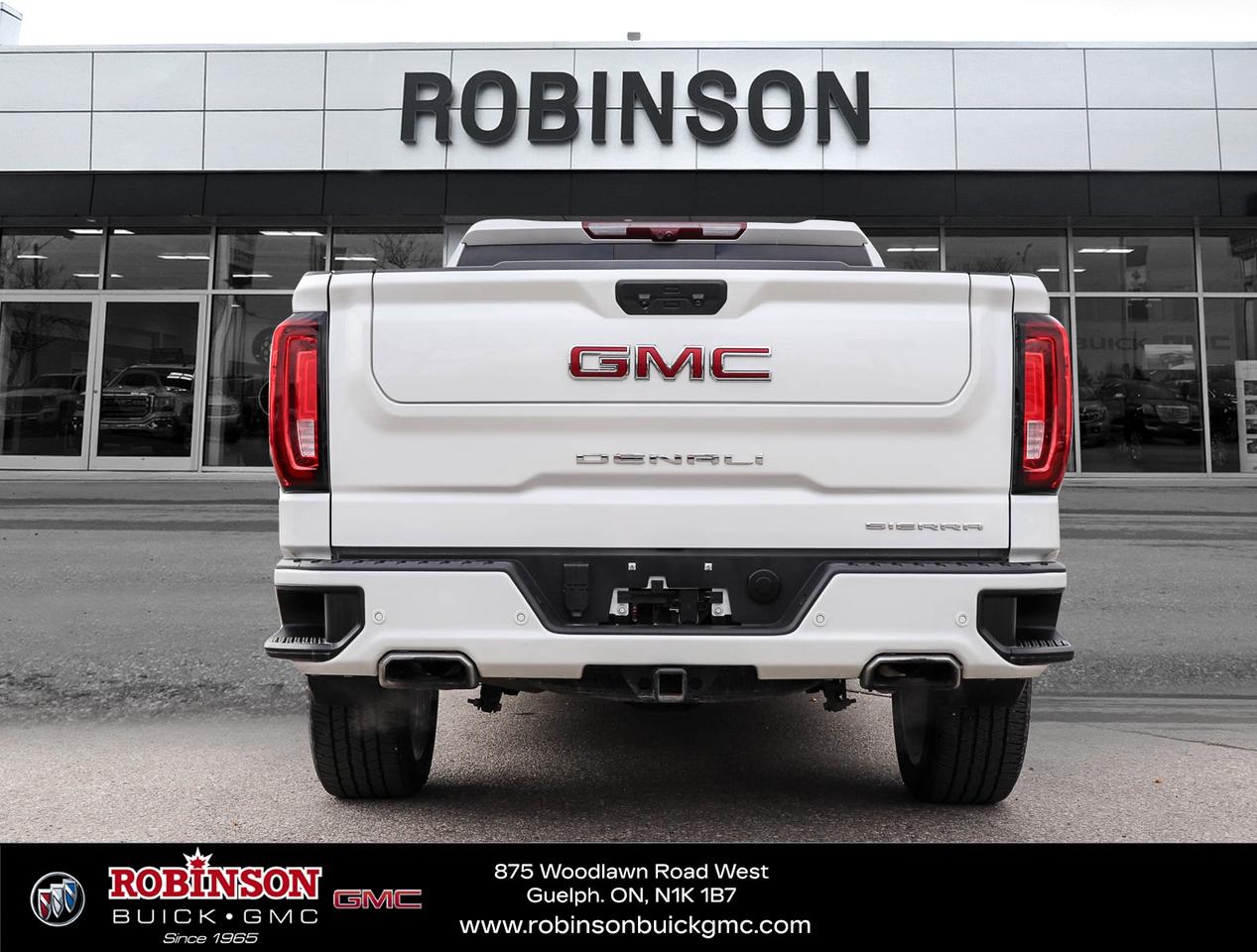 2024 GMC Sierra 1500 Denali Photo3
