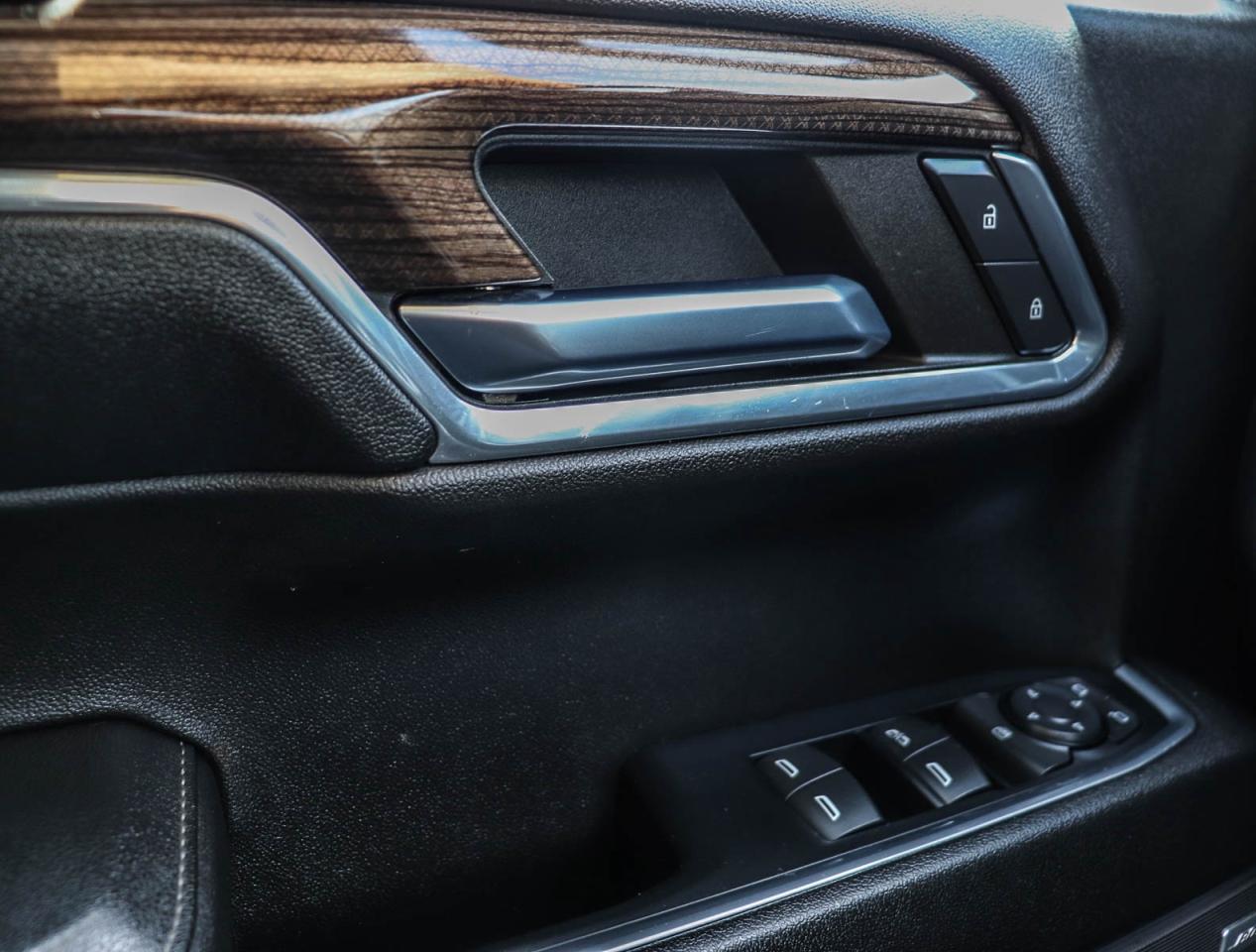 2023 Chevrolet Silverado 1500 RST Photo