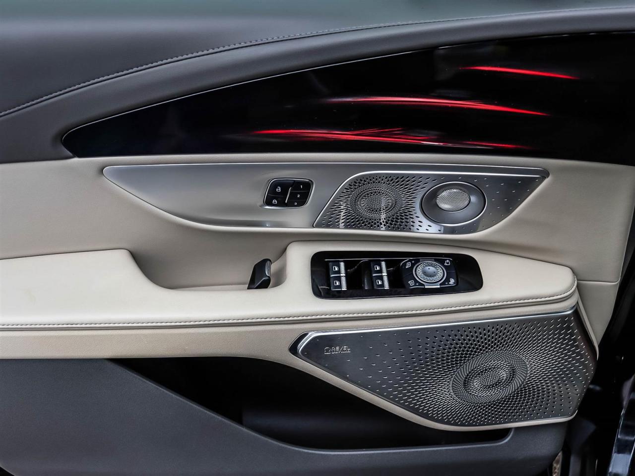 2024 Lincoln Nautilus RESERVE Photo4