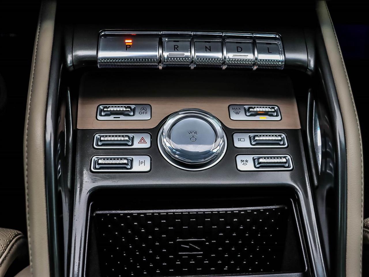 2024 Lincoln Nautilus RESERVE Photo