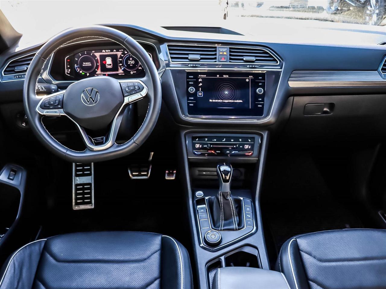 2023 Volkswagen Tiguan Highline R-line Photo