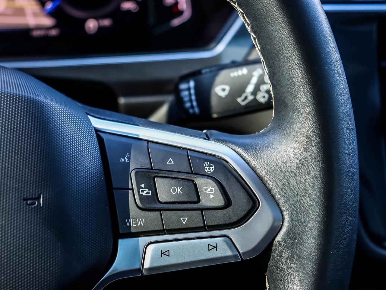 2023 Volkswagen Tiguan Highline R-line Photo