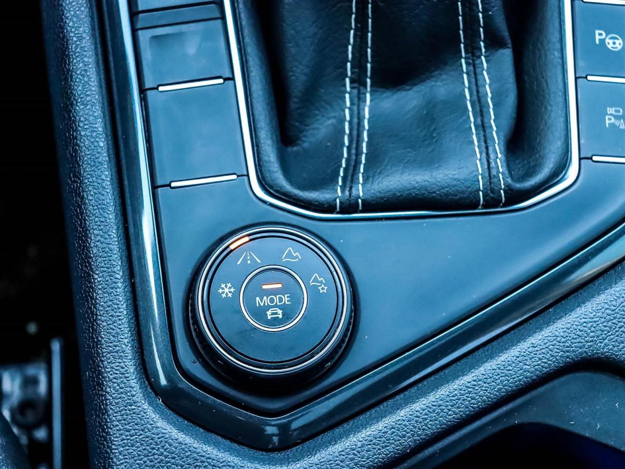 2023 Volkswagen Tiguan Highline R-line Photo