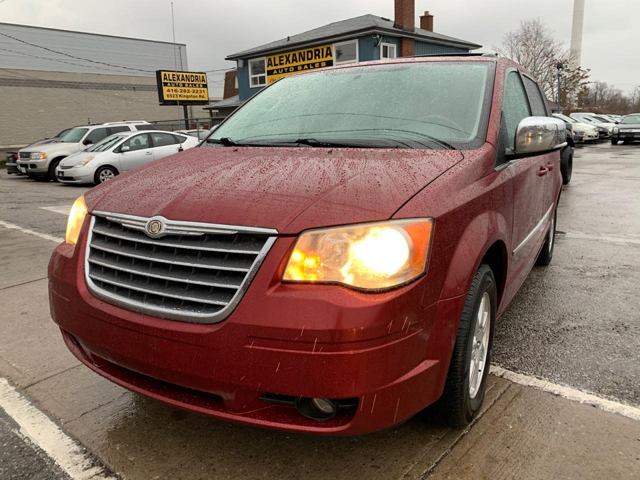 2010 Chrysler Town and Country Touring Photo