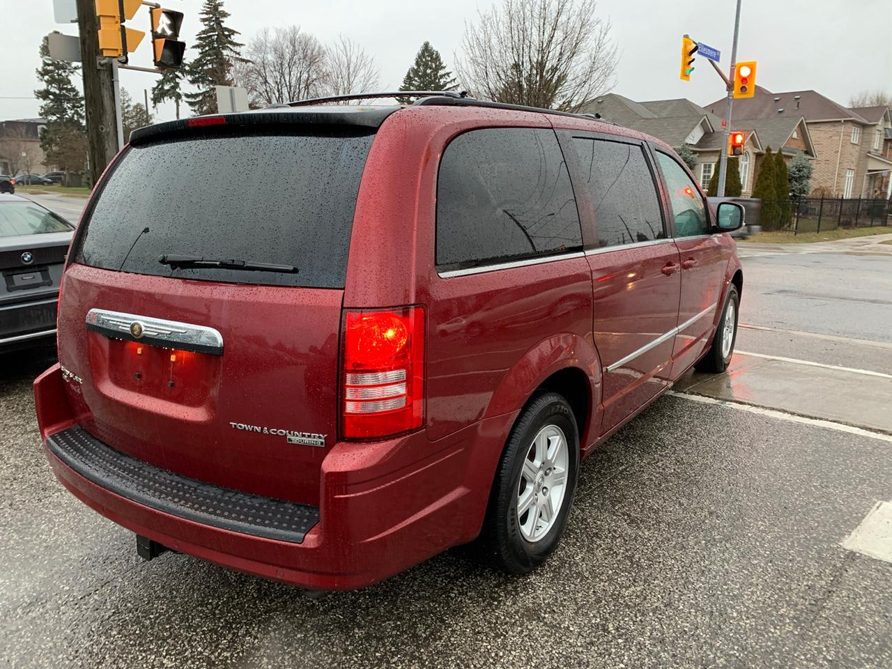 2010 Chrysler Town and Country Touring Photo
