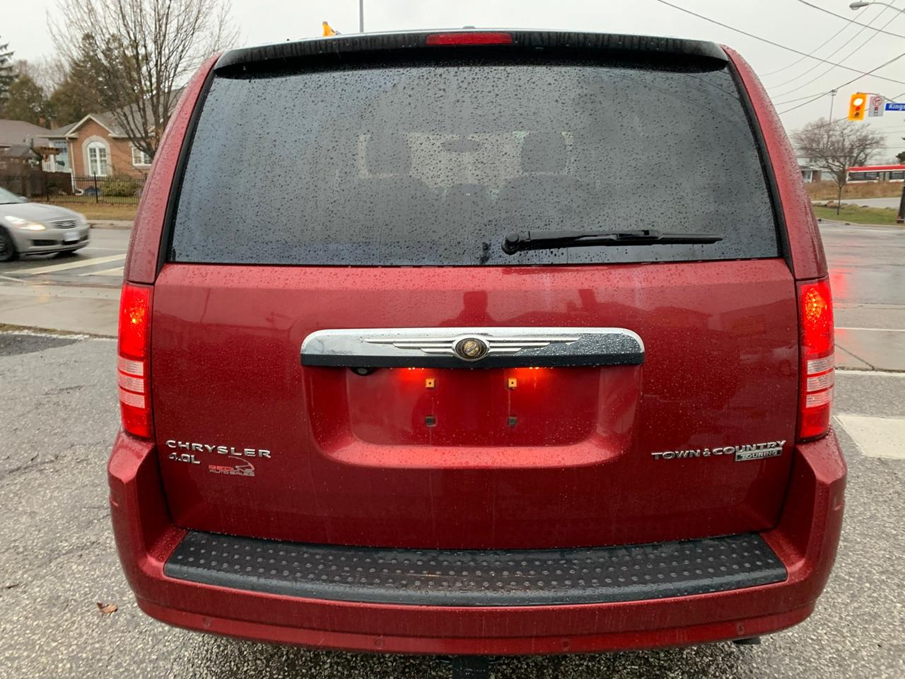 2010 Chrysler Town and Country Touring Photo