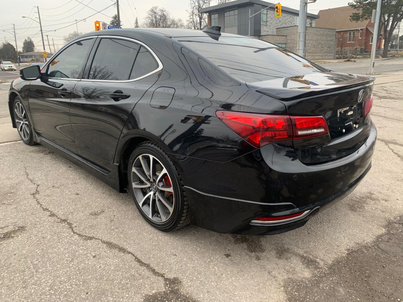 2015 Acura TLX ELITE V6 AT SH-AWD w/Advance Package Photo4
