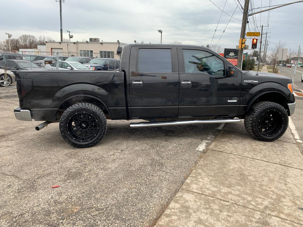 2013 Ford F-150 FX4 SuperCrew 5.5-ft. Bed 4WD Photo