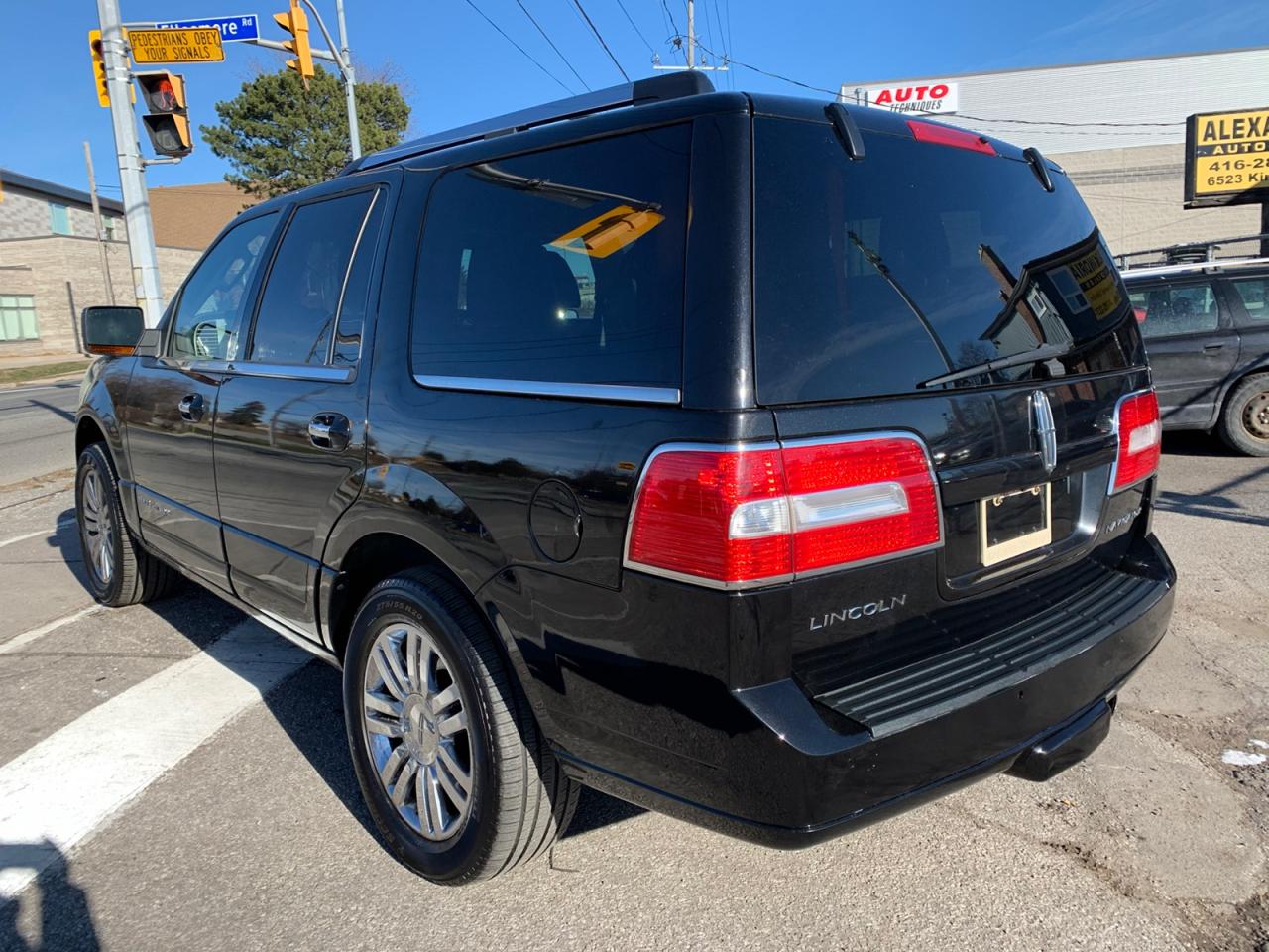 2010 Lincoln Navigator ULTIMATE 4WD Photo4
