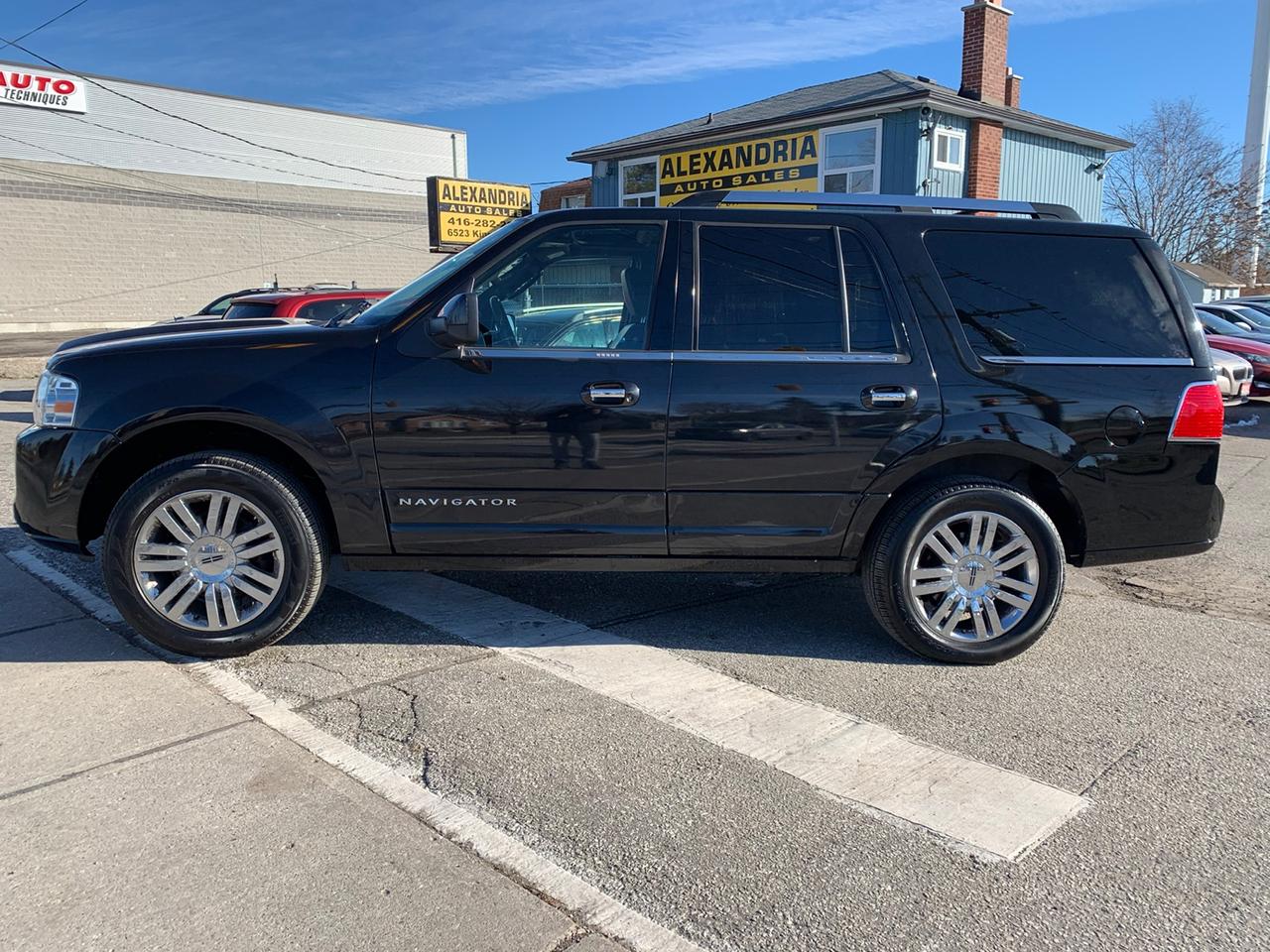 2010 Lincoln Navigator ULTIMATE 4WD Photo2
