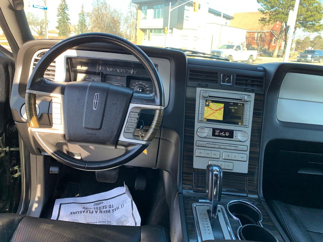 2010 Lincoln Navigator ULTIMATE 4WD Photo