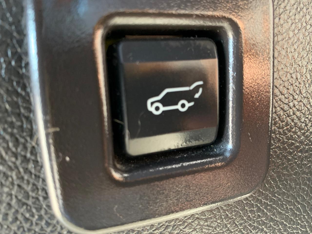 2010 Lincoln Navigator ULTIMATE 4WD Photo